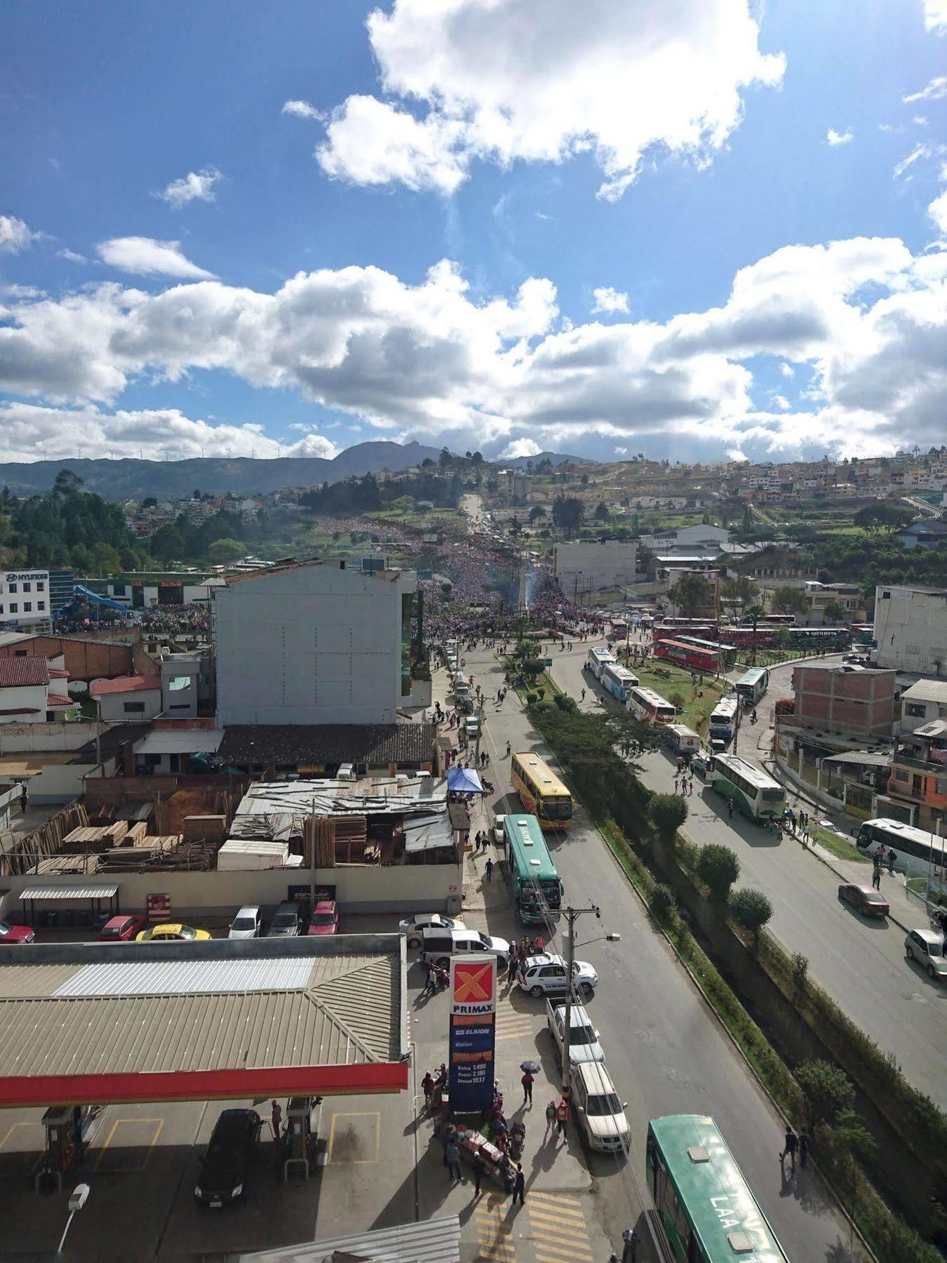 Casben Hotel Loja Luaran gambar